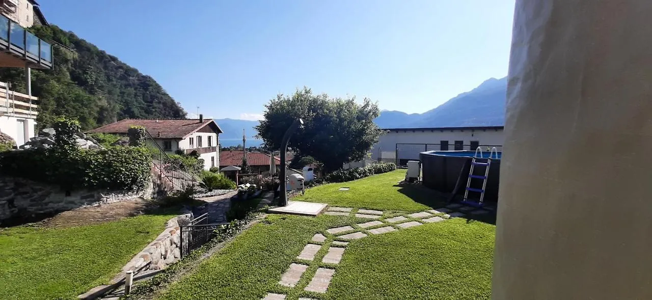 Villa Mari Dervio 0*,